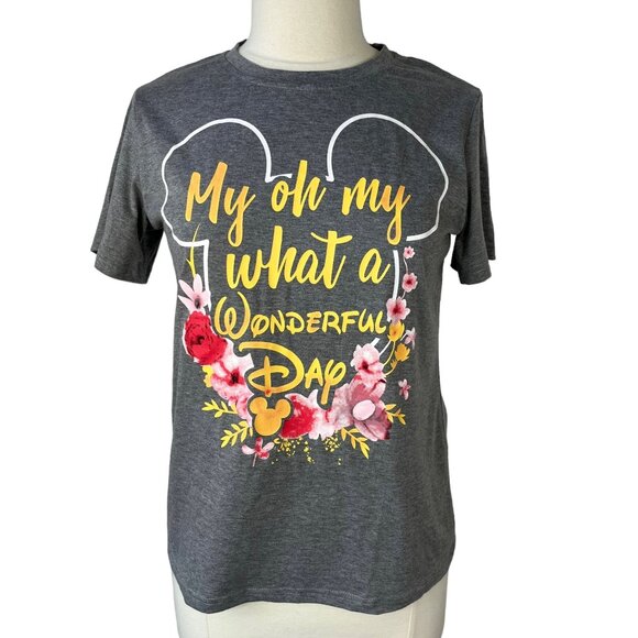 Womens Graphic Tshirt Gray My Oh My What A Wonderful Day Size Medium - Picture 1 of 5